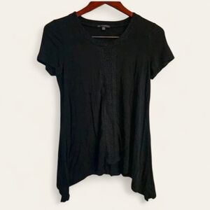 Adrianna‎ Papell Black Tee w/ Embroidery & Sharkbite Hem | Size Small